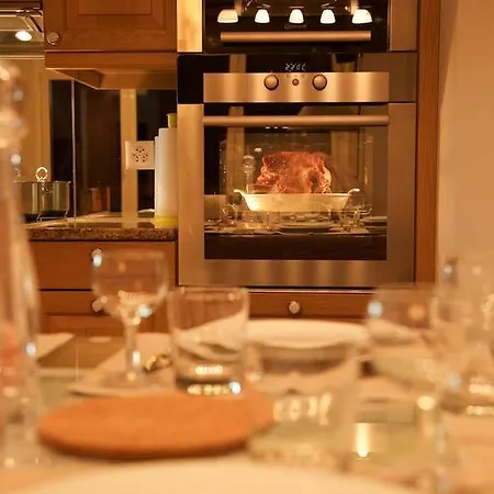 Residenz Ambassador A22 Apartment Leukerbad